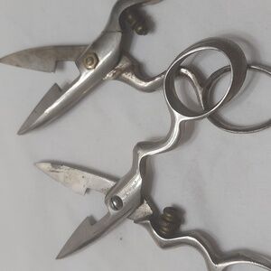 Antique Button Hole Scissors - 2 pr, and Vintage Tatting Shuttle (3 pc bundle)
